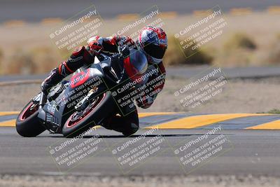 media/Oct-08-2022-SoCal Trackdays (Sat) [[1fc3beec89]]/Turn 14 (1050am)/